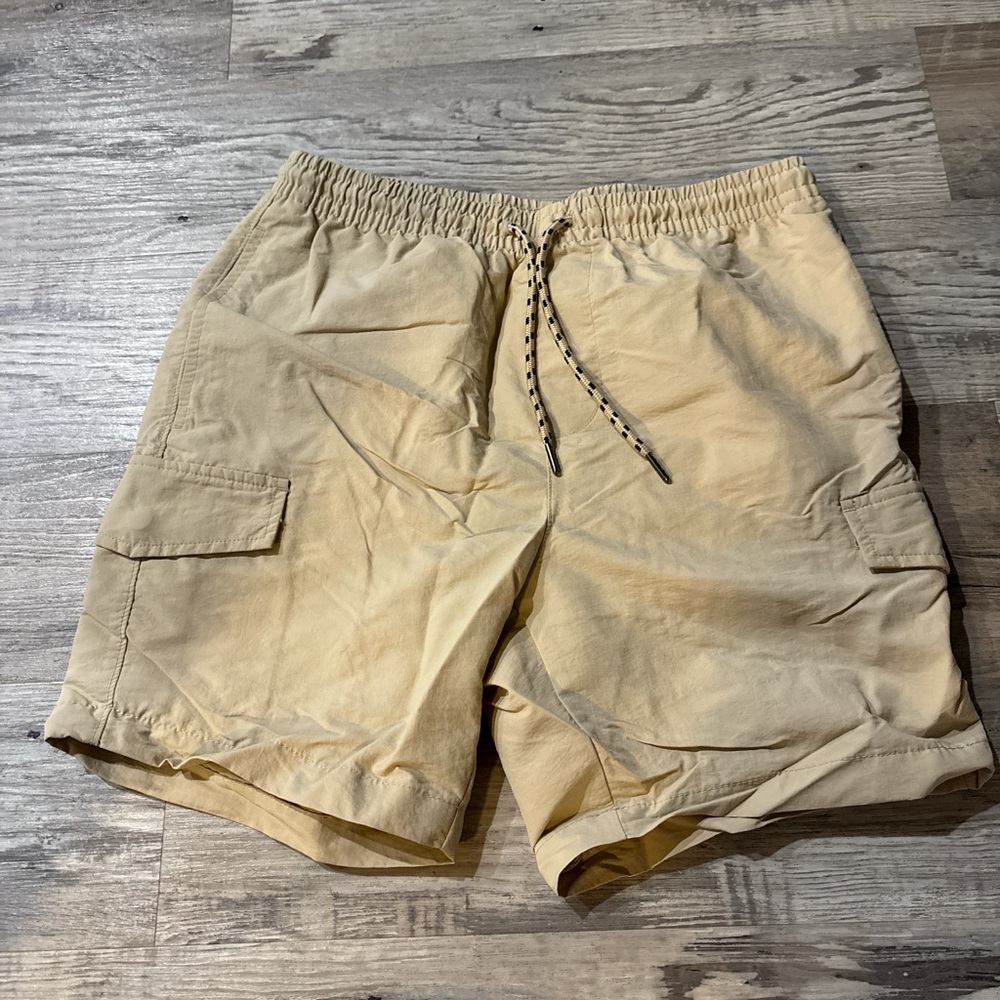 Men's Tan Cargo Shorts